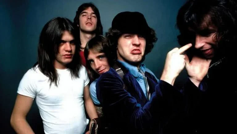 20 facts to turn you into an AC/DC expert