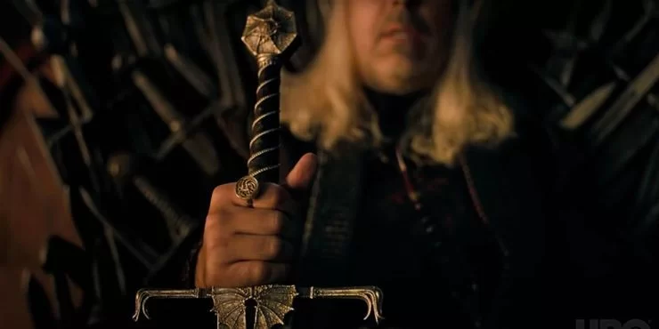House Of The Dragon (TV Show): 18 Interesting Facts The Valyrian steel dagger carried by Viserys - House Of The Dragon